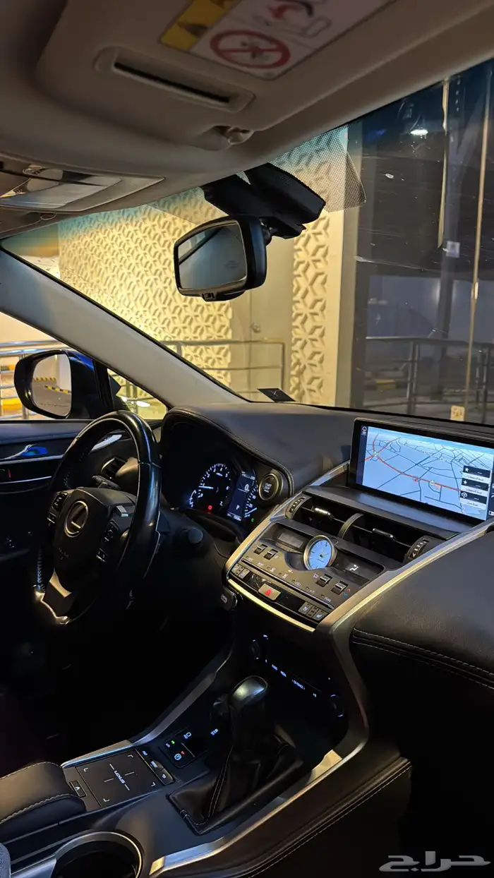 لكزس NX300 2019 فل 1