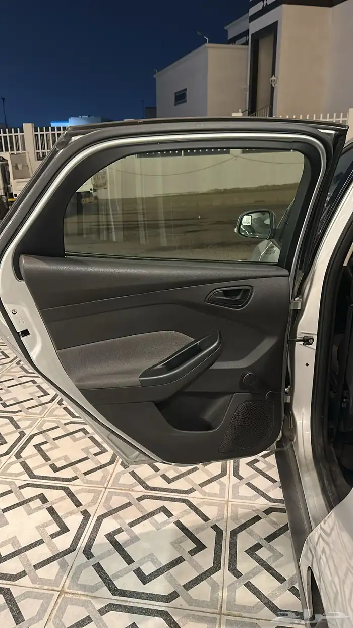 فورد فوكس 2014 8