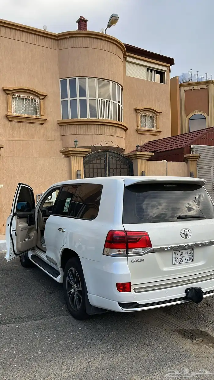 لاندكروزر 2020 للبيع 1