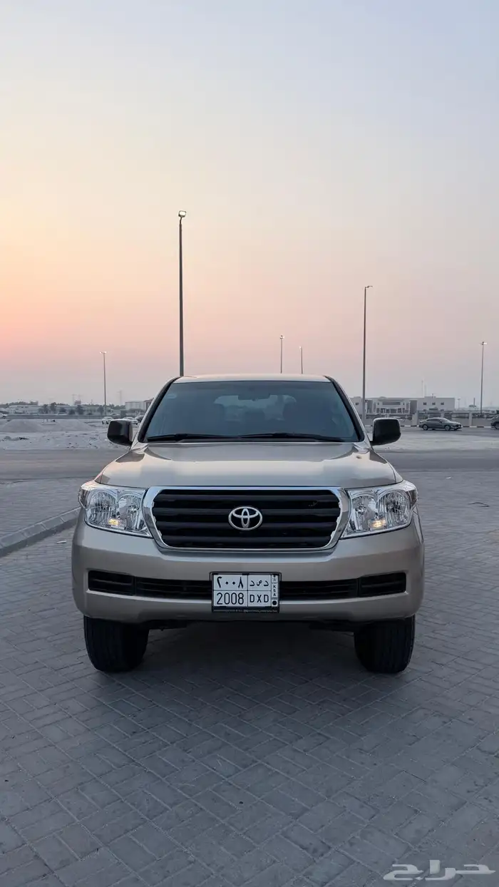 لاندكروزر ستاندر 2008 وارد قطر (قير عادي) V6 اقبل البدل 0