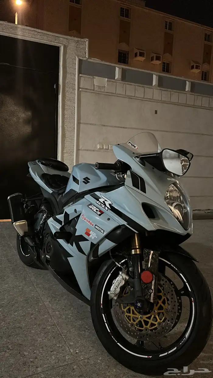للبيع دباب GSXR مقاس 1000R موديل 2008 ( معدل ) 7
