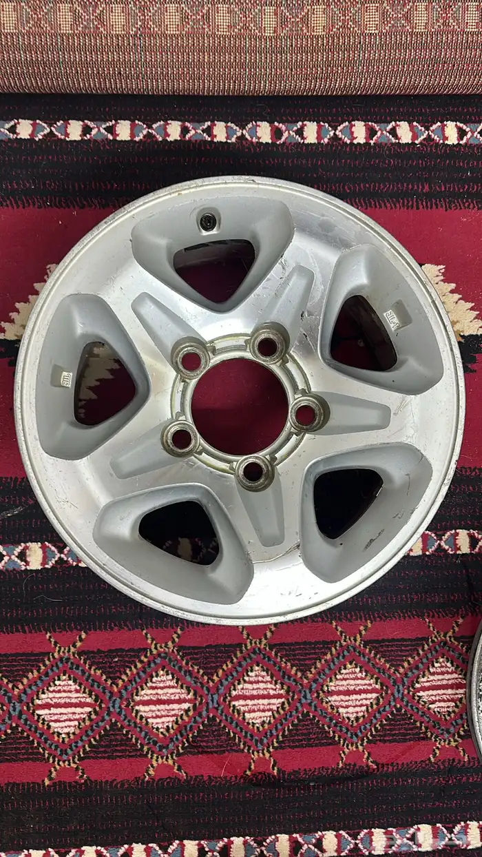 جنوط اصليه تركب على شاص وربع 1