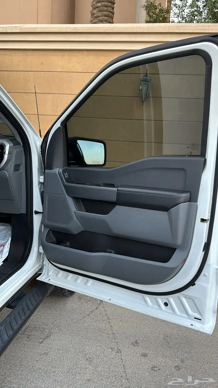 فورد F150 ابيض 8 سلندر 25