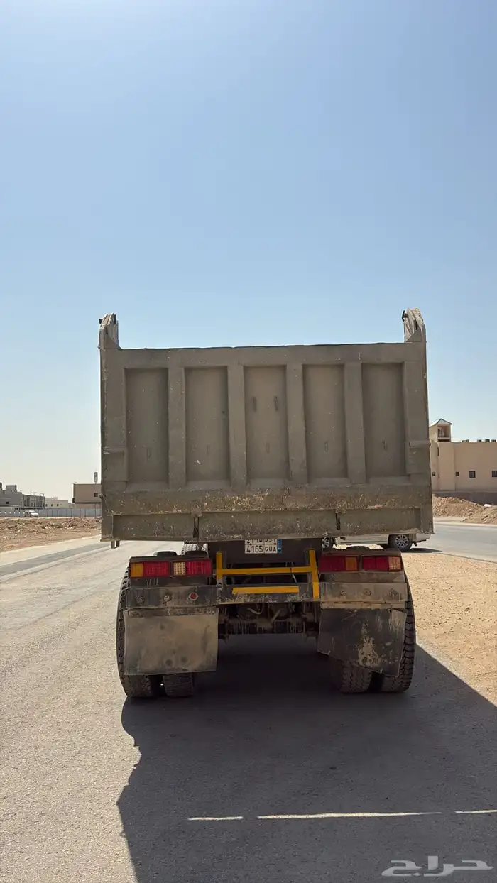 للبيع راس اكتروس 2006 نضيفه راس و وصندوق ومفراد البيع او 5