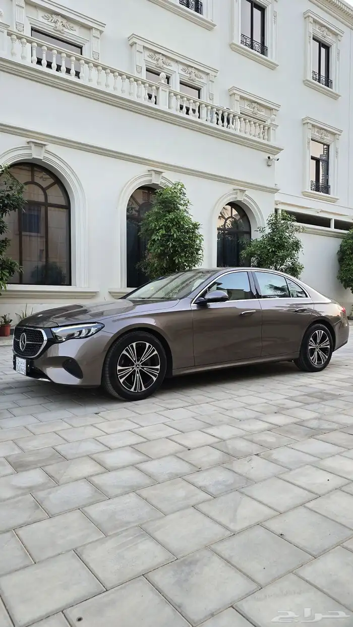 مرسيدس E200 وارد كوريا ضمان جفالي 14