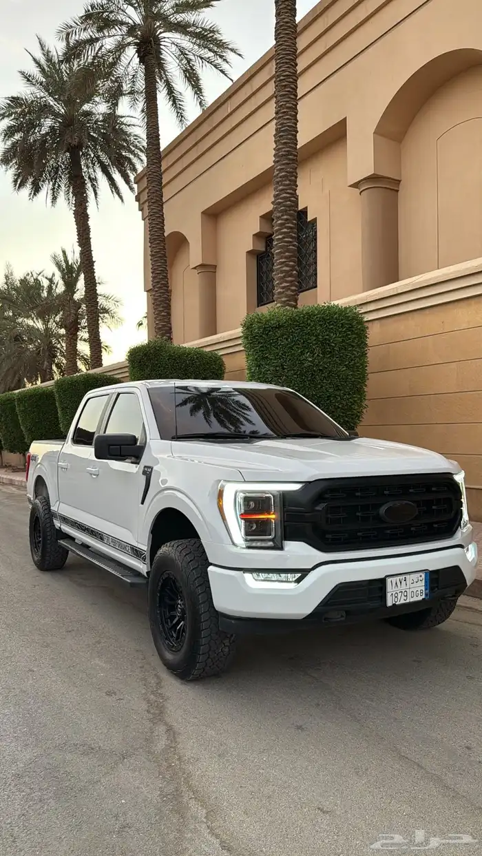 فورد F150 ابيض 8 سلندر 14