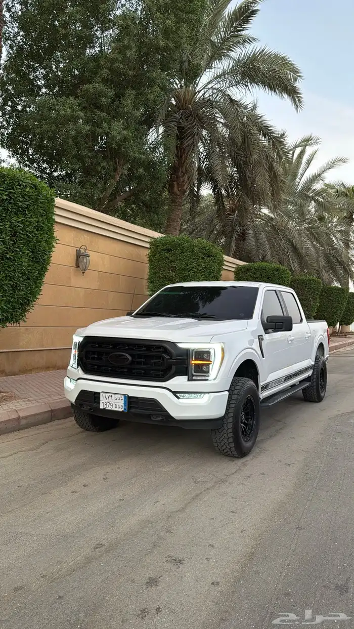 فورد F150 ابيض 8 سلندر 7