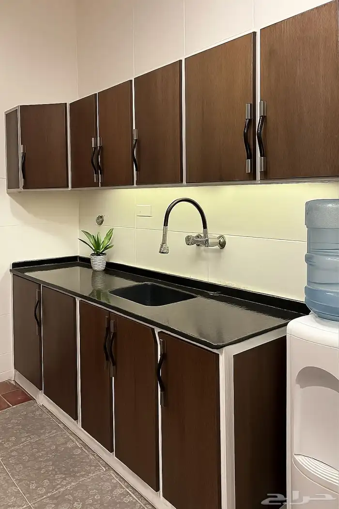 فك وتركيب وصيانة جميع انواع المطابخ والرخام الطبيعي والصناعي 0