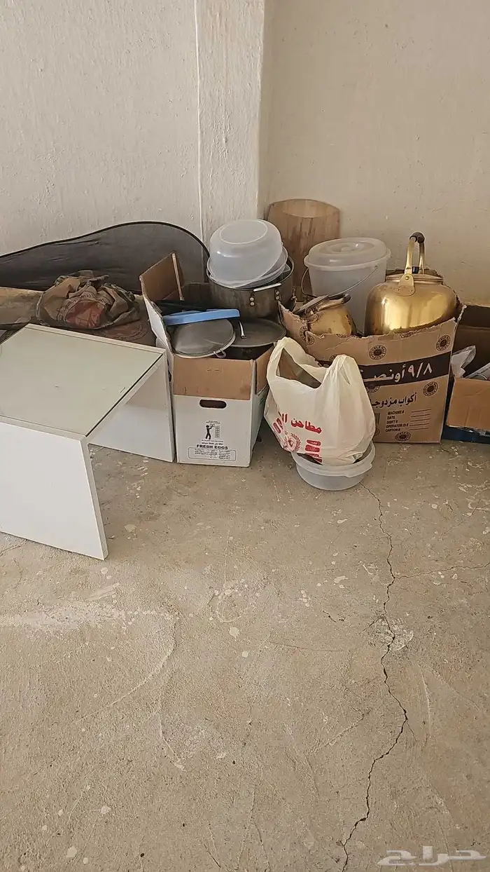 اغراض متنوعة للبيع جمله او مفرد 0