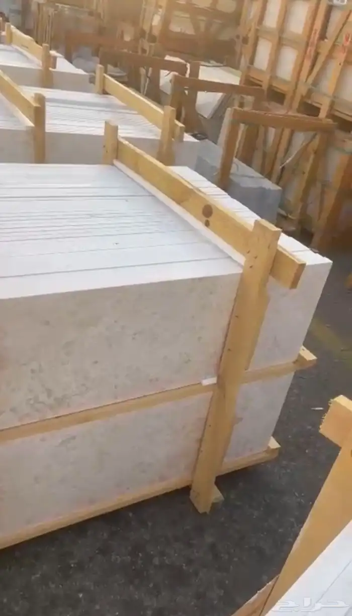 رخام درج صناعة عماني كريما لايت 0