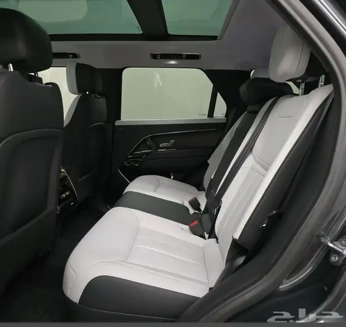 رنج روفر سبورت 2023 daynmic 8