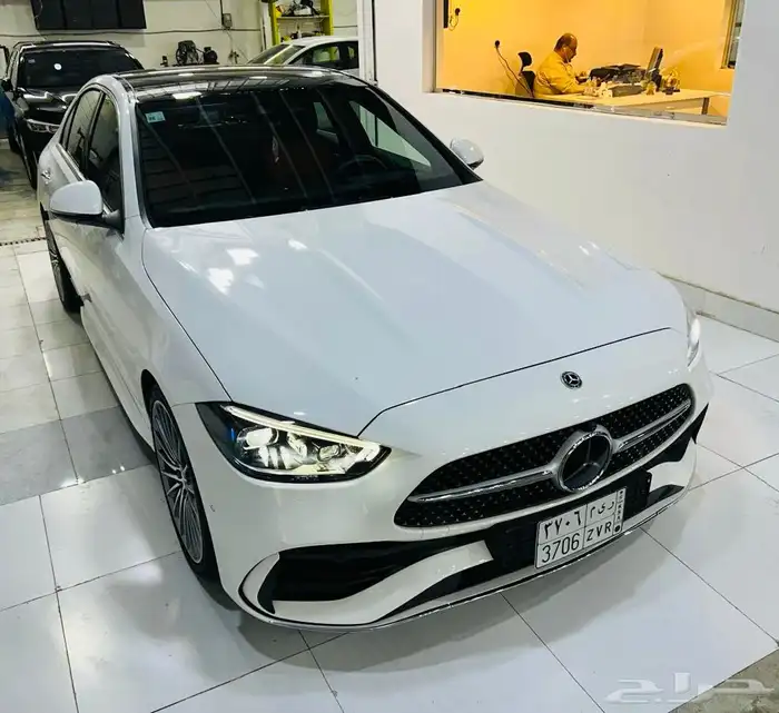 Mercedes C300 model 2023 مرسيدس 15