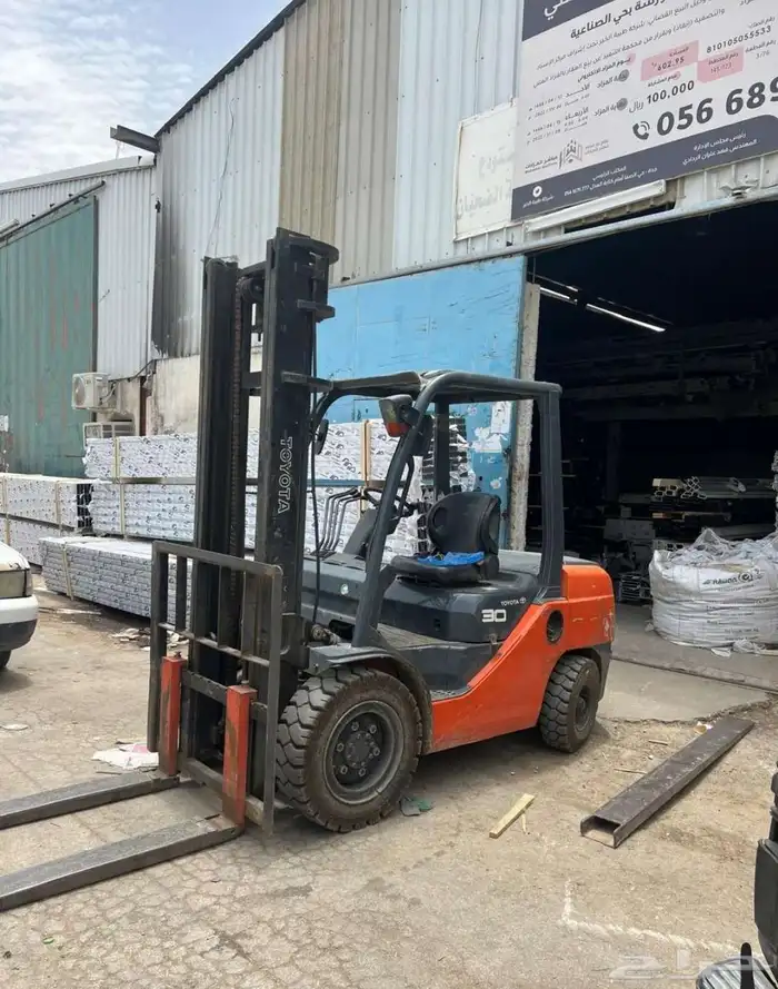 فوركلفت للايجار رافعة شوكية 0