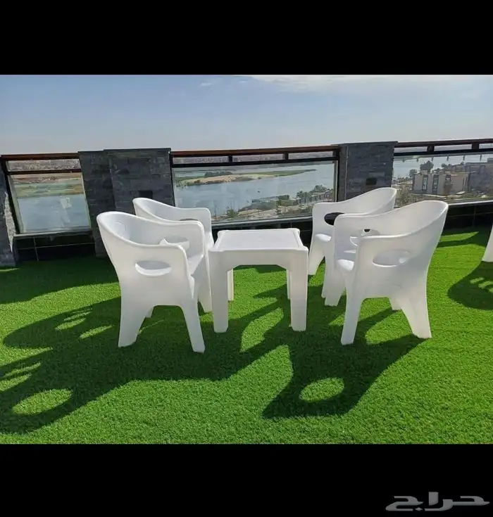 كرسي بلاستيك ضد الكسر والماء 6