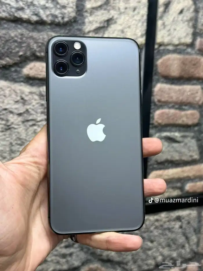 آيفون 11 برو ماكس 0