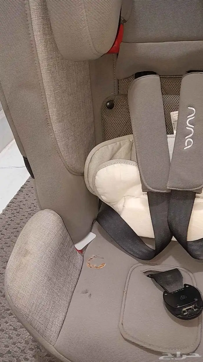 أمقاعد طفال وعربية حق السياره 0