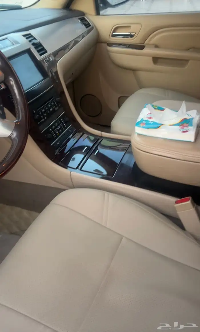 اسكاليد موديل 2011 8