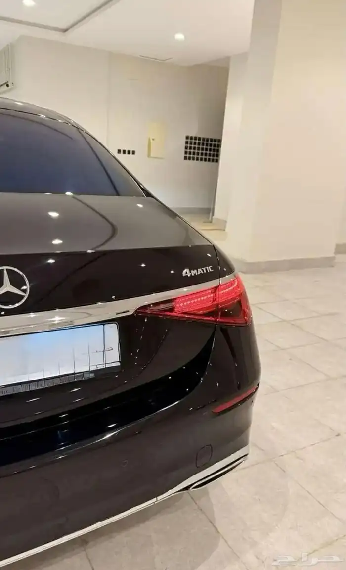مرسيدس S 580 موديل 2021 اللون الأسود الملكي 2