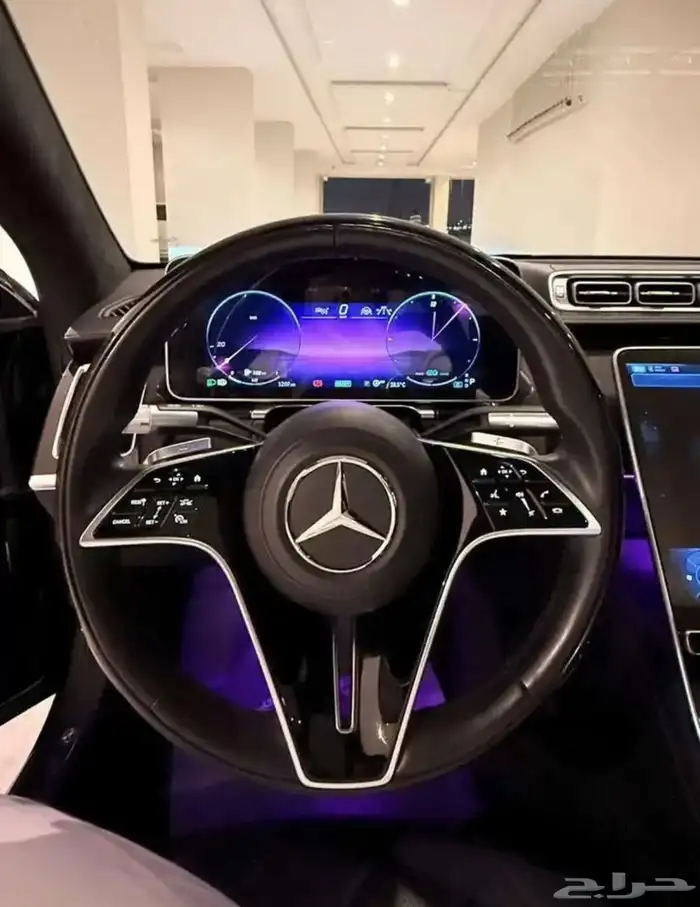 مرسيدس S 580 موديل 2021 اللون الأسود الملكي 12