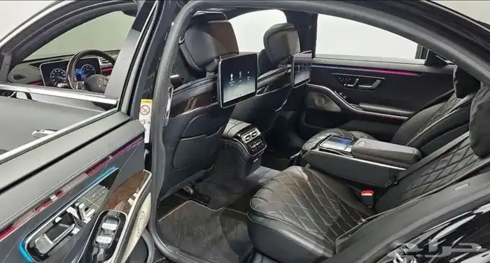 مرسيدس S 580 موديل 2021 اللون الأسود الملكي 18