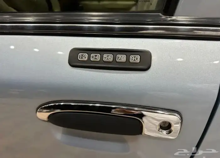 قراند ماركيز موديل 2011 12