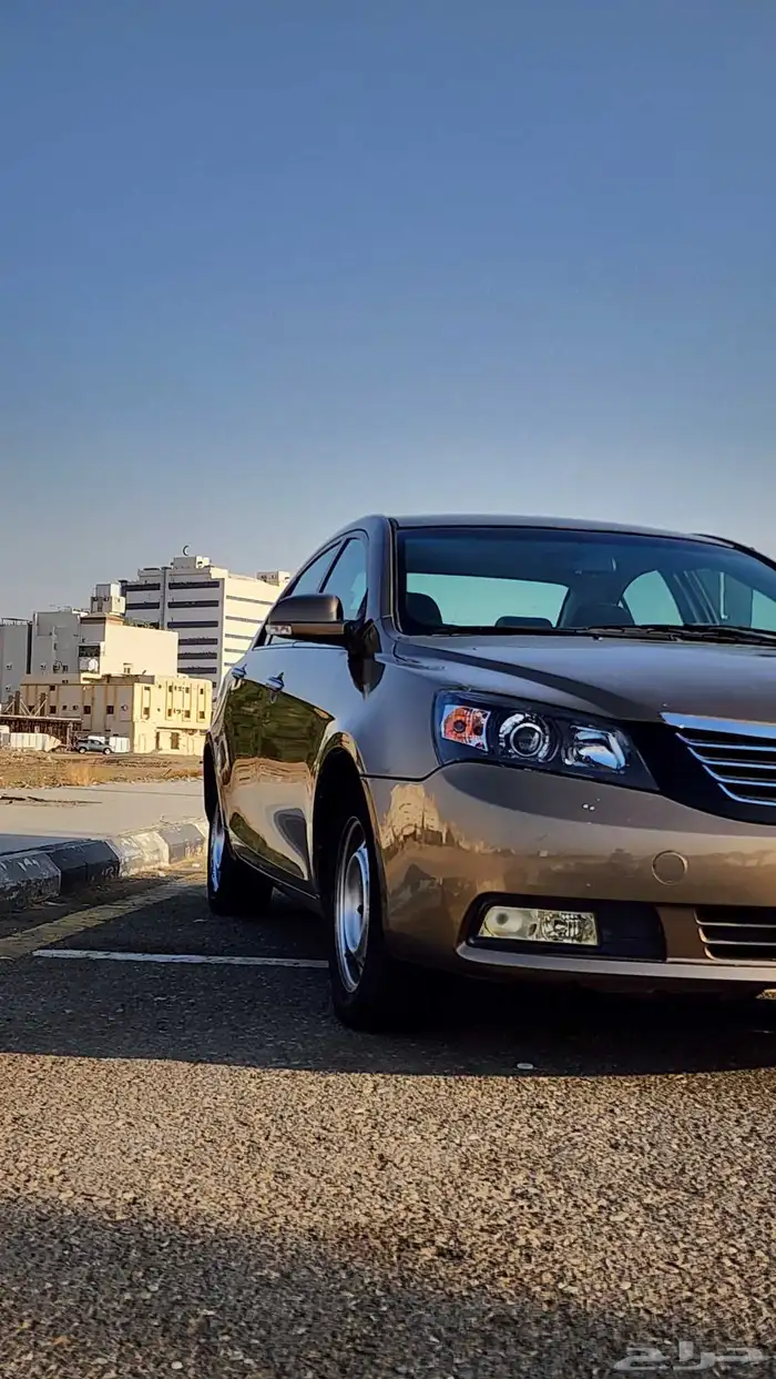 جيلي ايميجراند 7 على الشرط 2014 1