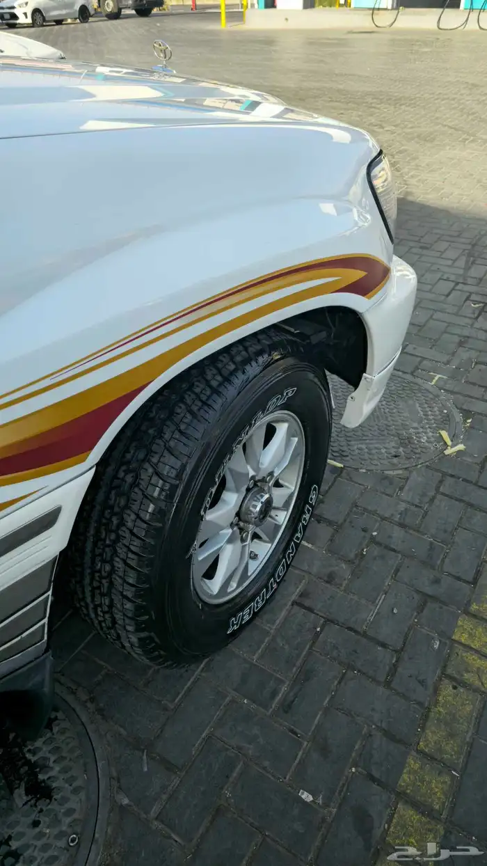 لاندكروزر VXR فل كامل 5