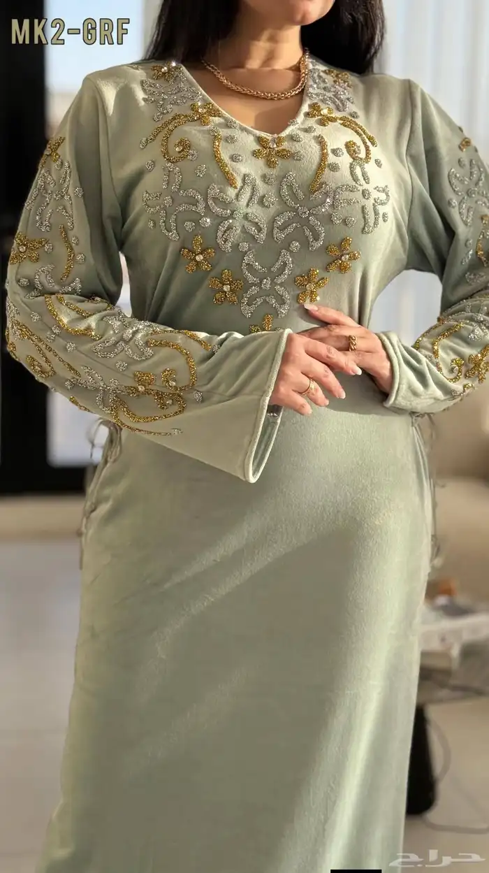 فستان شتوي راقي قطيفة الهوا تنفع للخريف شتاء و ربيع 2