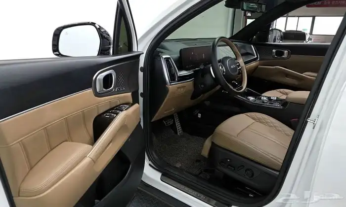 Kia Sorento 2024   SUV 9