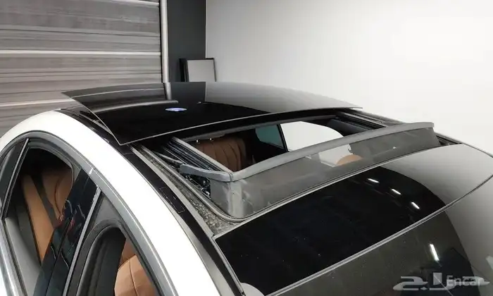 Mercedes E200 2025 18