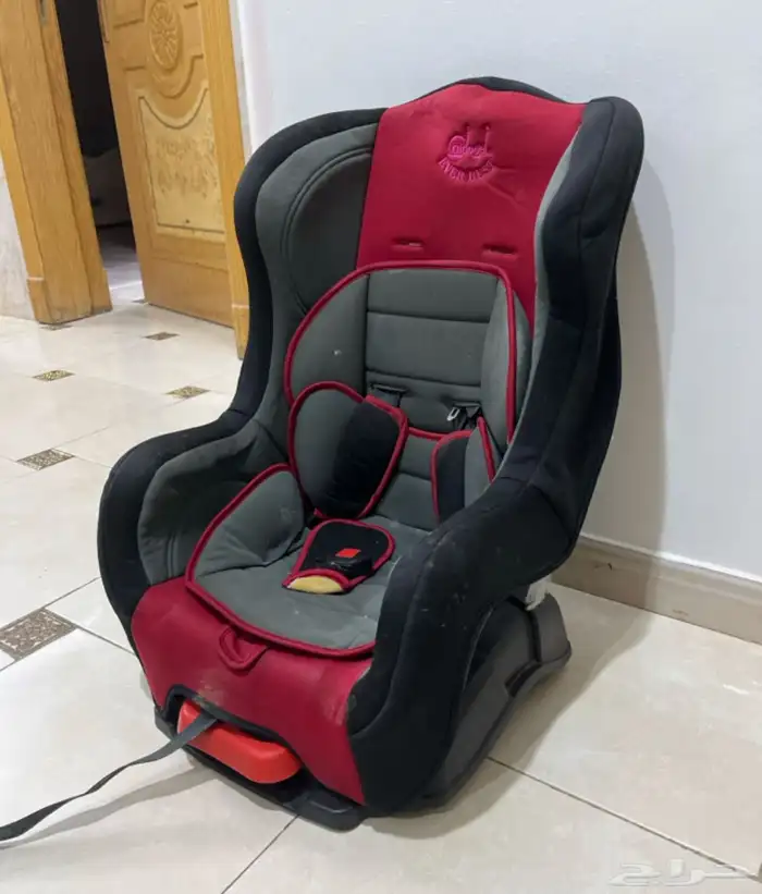للبيع كرسي أطفال للسيارة 0
