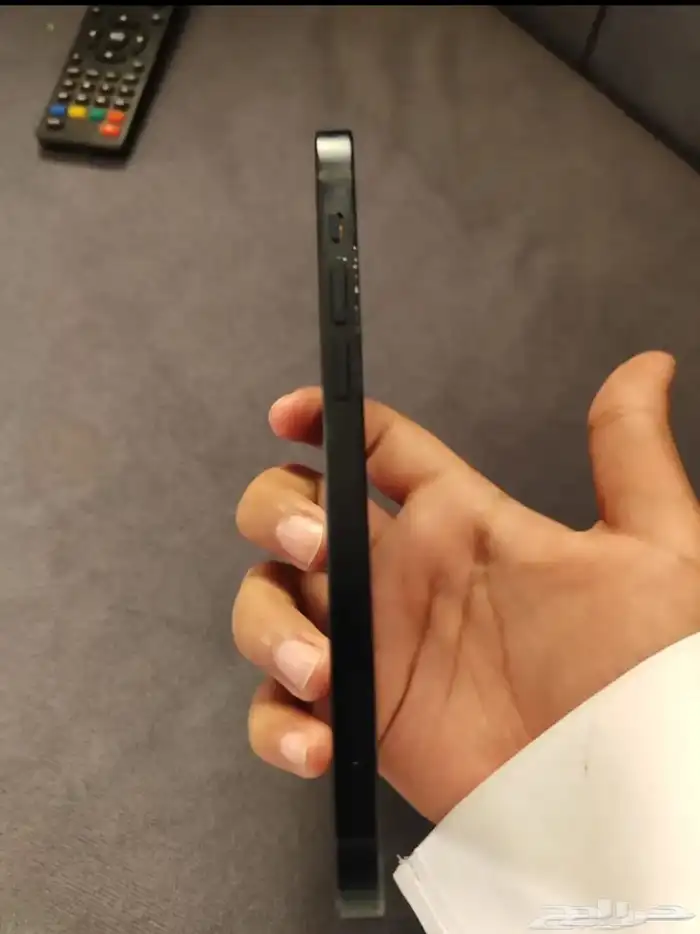 ايفون 12 البيع عجل 1