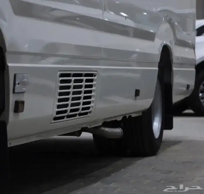 باص كوستر 2025 قير تماتيك ديزل اصفار 4