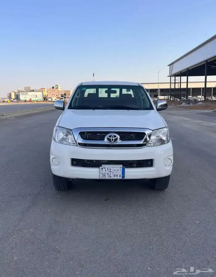 هايلوكس 2011 GL ديزل للبيع 0