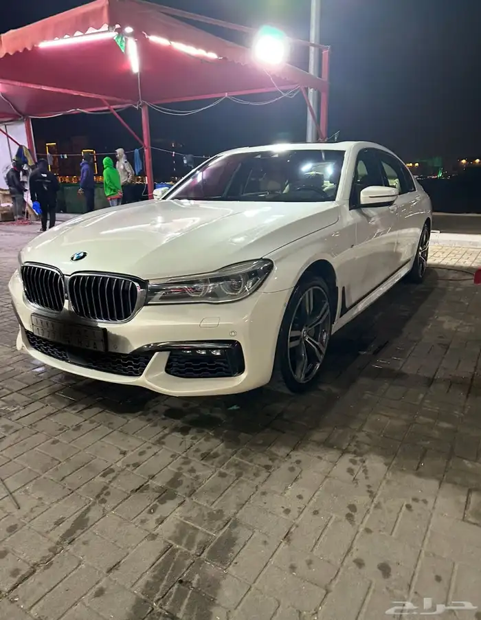 BMW 750Li M kit 2016. للبيع 12