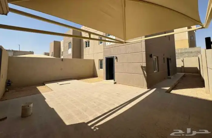 فله للايجار ضاحية خزام 1