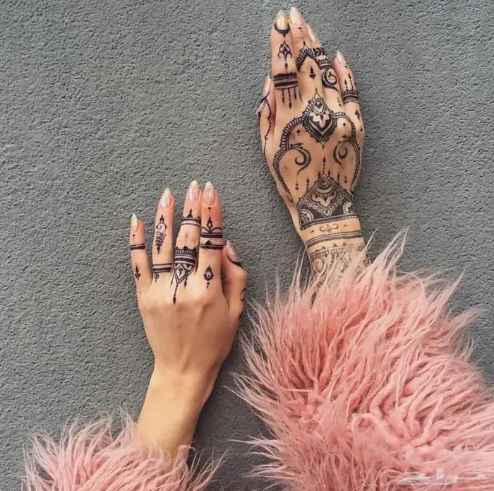 نقش حنة وتاتو اسود بصبغة 10