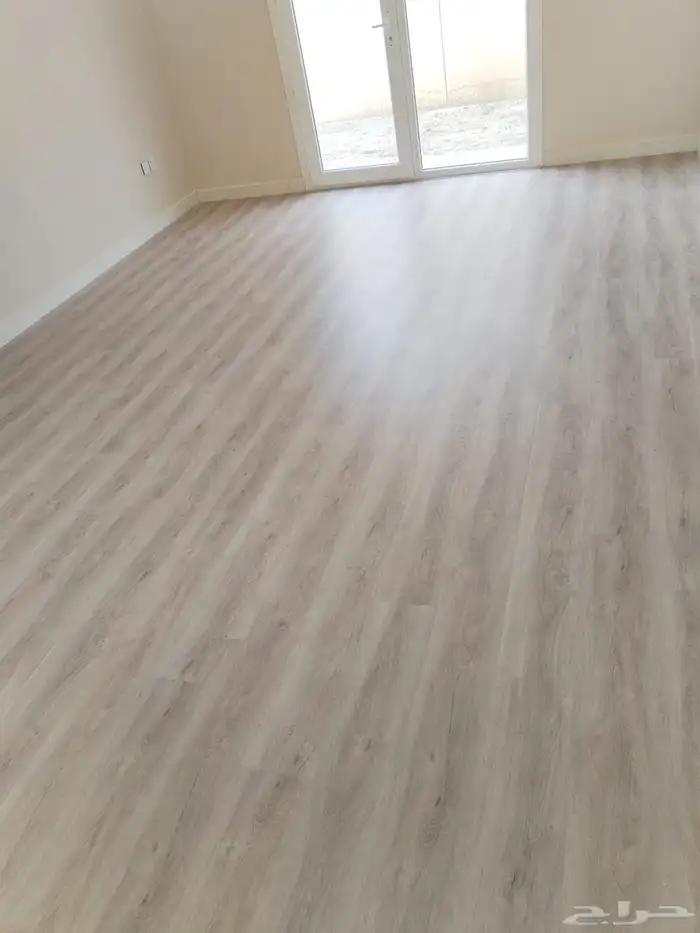 باركيه SPC مقاوم للماء عليه ضمان 10سنوات 14