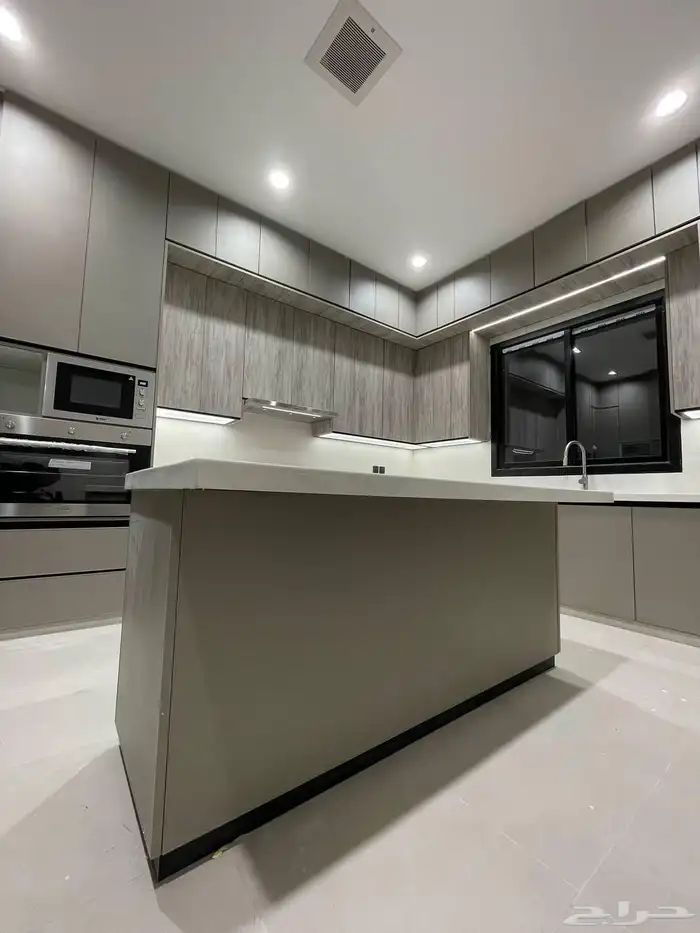 مصنع التطوير لتفصيل المطابخ والشبابيك 2