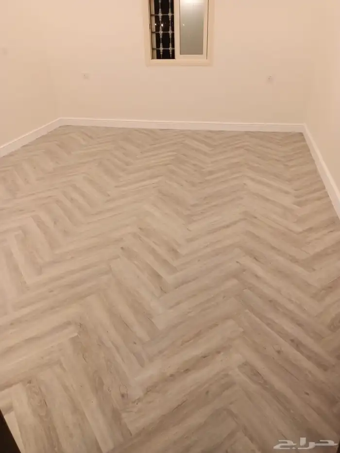 باركيه SPC مقاوم للماء عليه ضمان 10سنوات 32