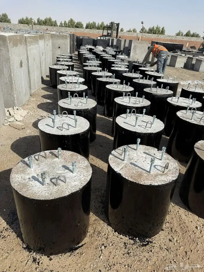 قواعد خرسانية-مصدات خرسانية-كراسي حدائق 1