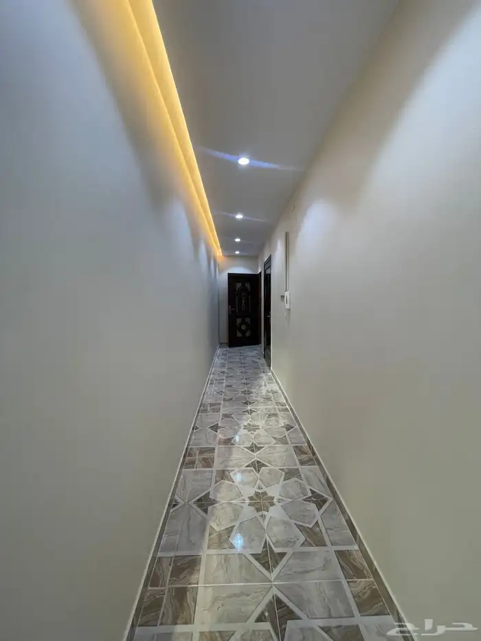 شقه دور ثاني 5 غرف وصاله للايجار حي الشفا مطلوب 2300 ريال 2