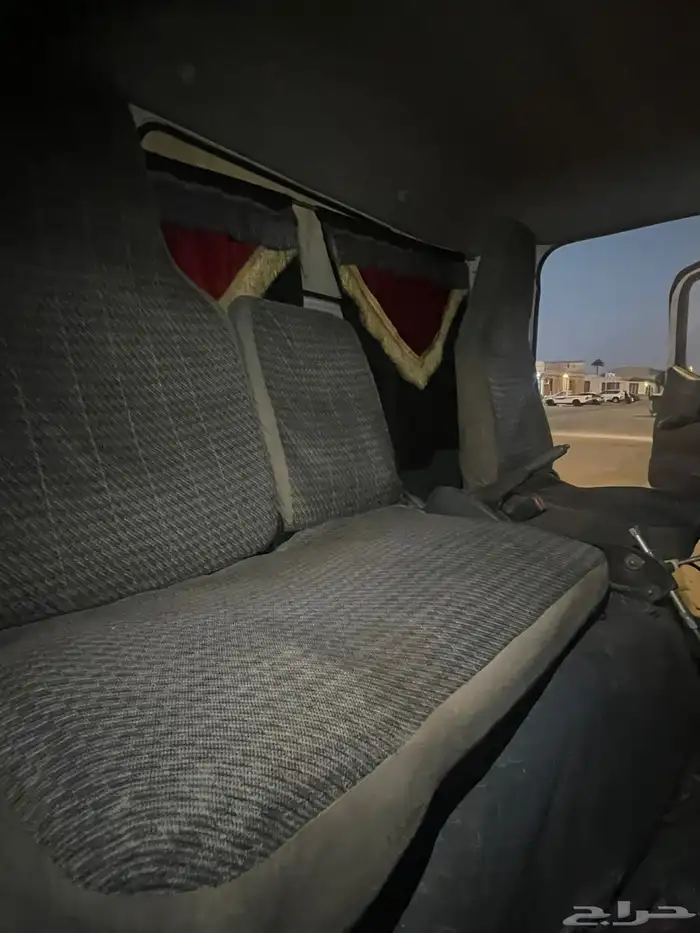 للبيع ميتسوبيشي دينا موديل 2013 9