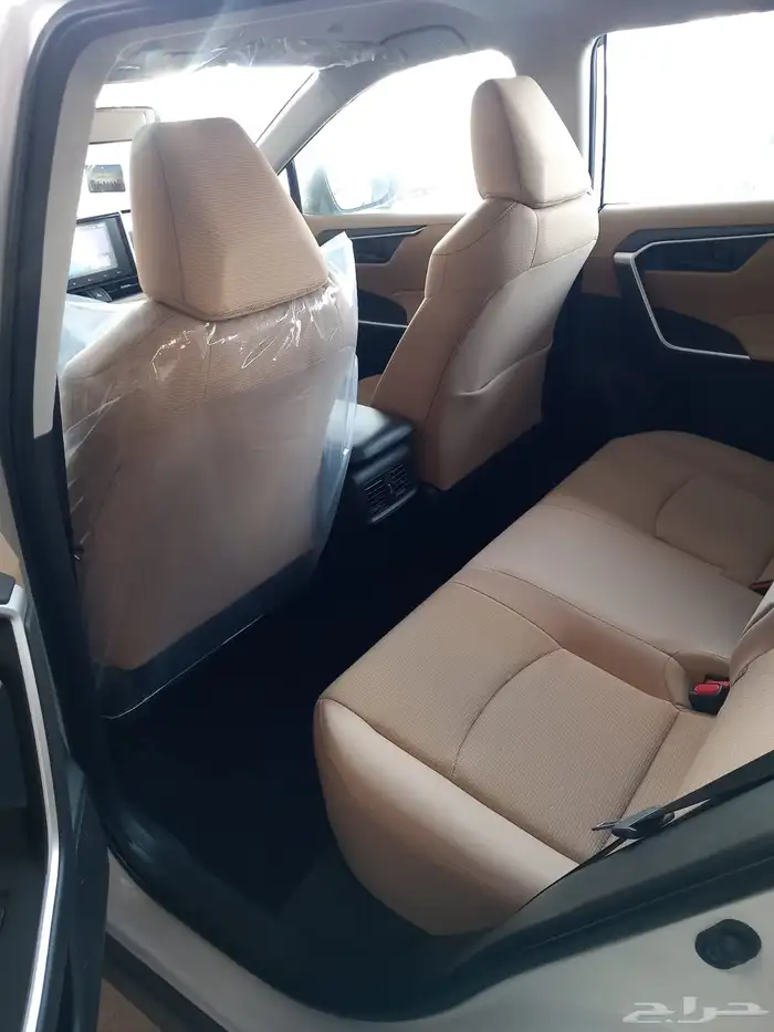 تويوتا راف فور LE استاندرد دبل 2025 بطاقه جمرك 16