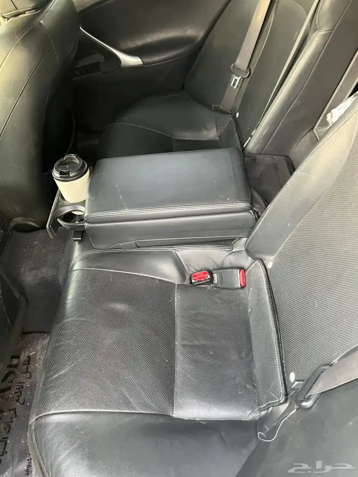 لكزس IS300 موديل 2008 للبيع 3