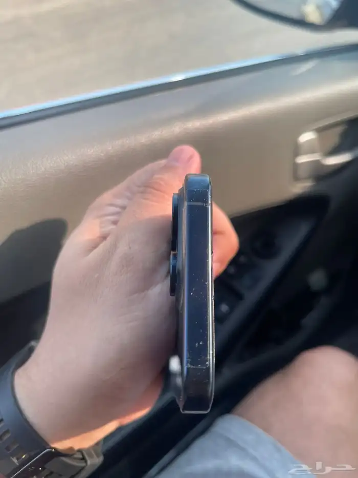 ايفون 15 برو ماكس 256 قيقا نظيف جدا 3