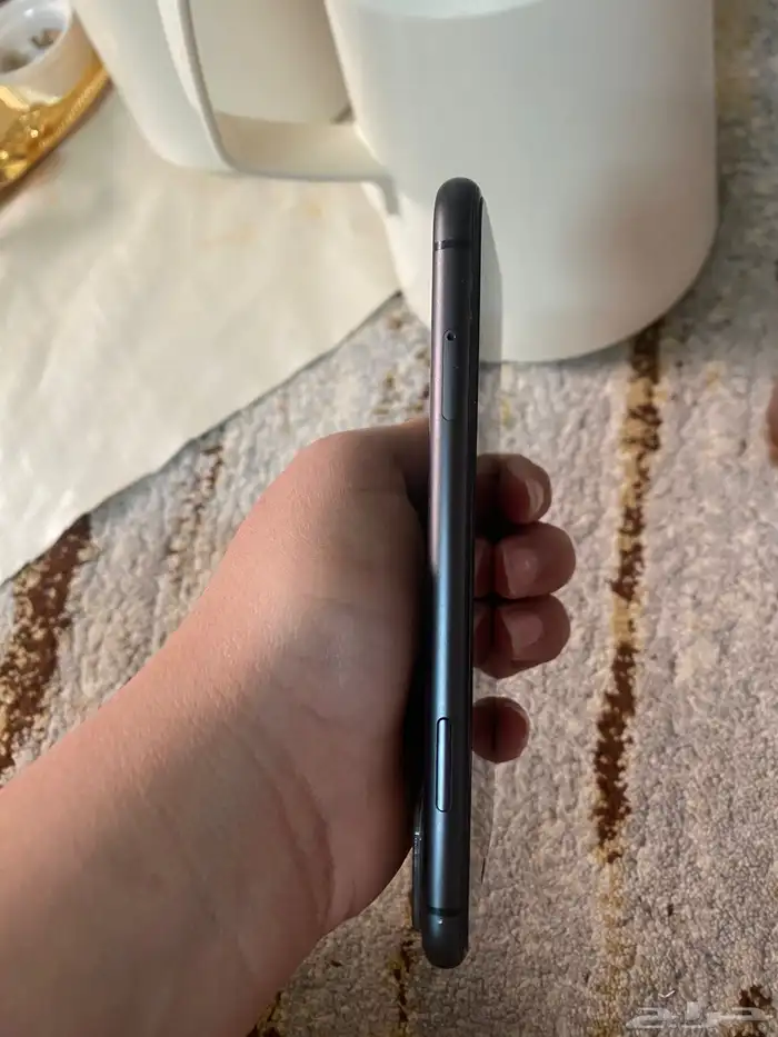 آيفون 11 العادي نضيف 4