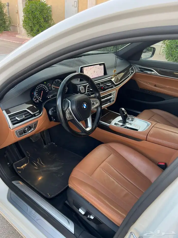 بي ام دبليو 2019 5