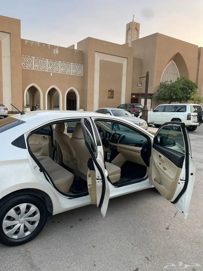 يارس 2017 وارد عبداللطيف جميل مالك اول 8