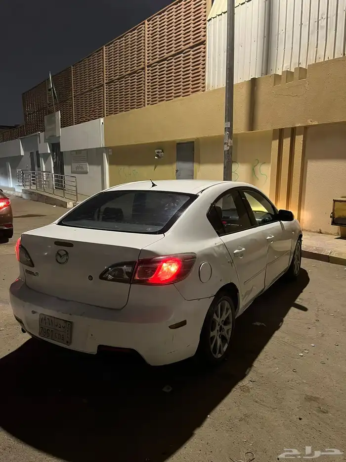 للبيع مازدا 2010 1